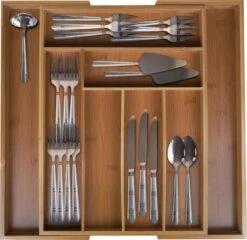 KitchenBrothers Bestekbak - Verstelbare Besteklade - 30 Tot 44.5cm - Bamboehout -Beste Bestek Winkel 1200x1164