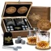 Whisiskey Luxe Whiskey Set - Incl. 2 Whiskey Glazen, 8 Whiskey Stones, 2 Onderzetters, Fluwelen Opbergzak, Opbergbox - Whisky Geschenkdoos - Glas - Herbruikbare IJsblokjes - Cadeau Voor Man & Vrouw -Beste Bestek Winkel 1200x1172 4