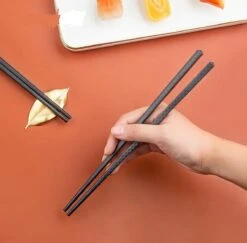 4 Setjes Luxe Zwarte Sushi Eetstokjes 12 4 Setjes Luxe Zwarte Sushi Eetstokjes -Beste Bestek Winkel 1200x1180 2