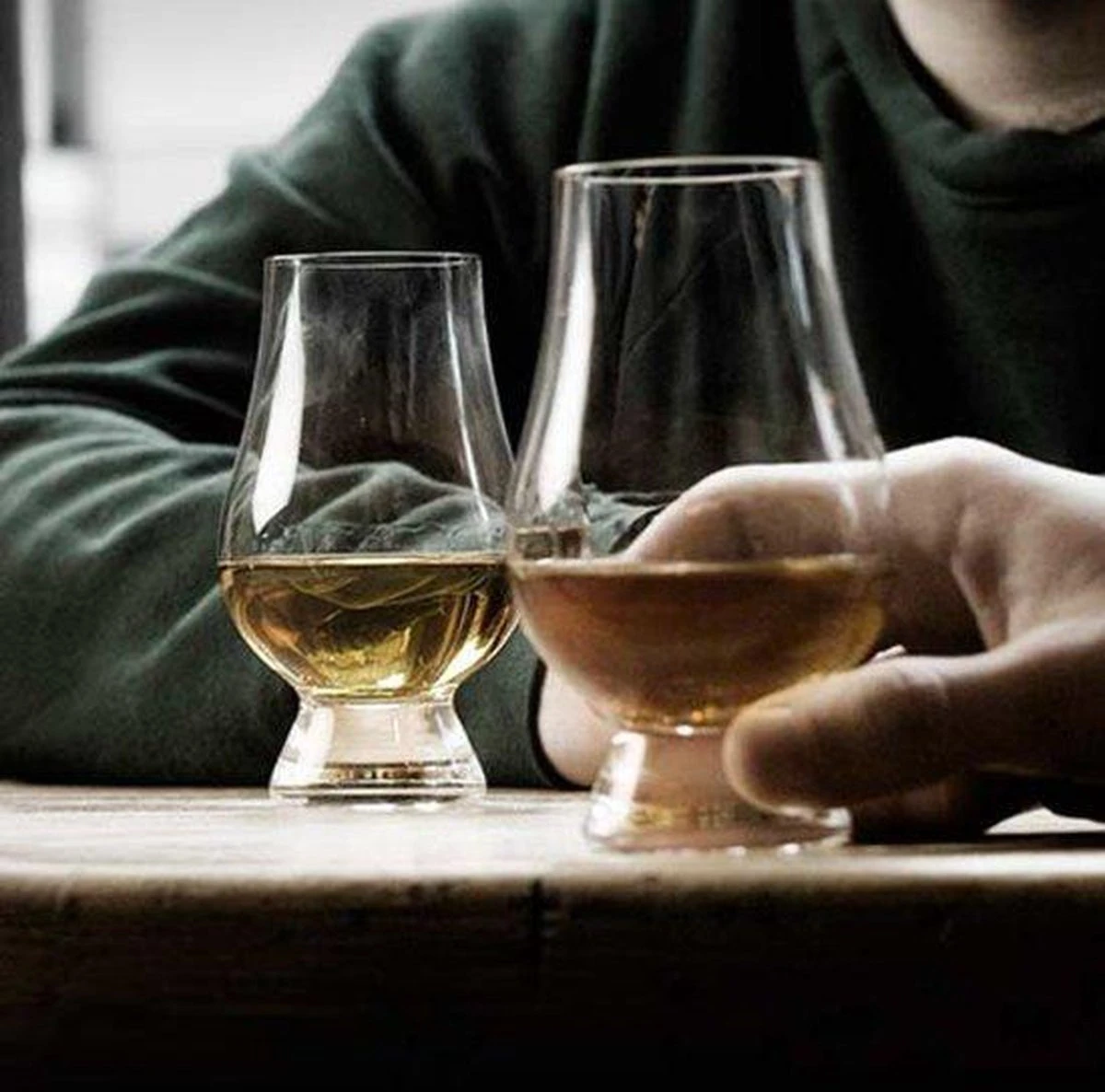 Glencairn Whisky Glazen - 6 Stuks + 6 Pipetten - Kristal - 190ml Combinatiepakket 4 Glencairn Whisky Glazen - 6 Stuks + 6 Pipetten - Kristal - 190ml Combinatiepakket - Afbeelding 2