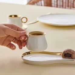 Karaca -Delon- Set Van 2 Koffiekopset-voor Twee Personen-Turkse Koffie-espresso-wit-gold-porselein- 8 Karaca -Delon- Set Van 2 Koffiekopset-voor Twee Personen-Turkse Koffie-espresso-wit-gold-porselein- -Beste Bestek Winkel 1200x1200 1115