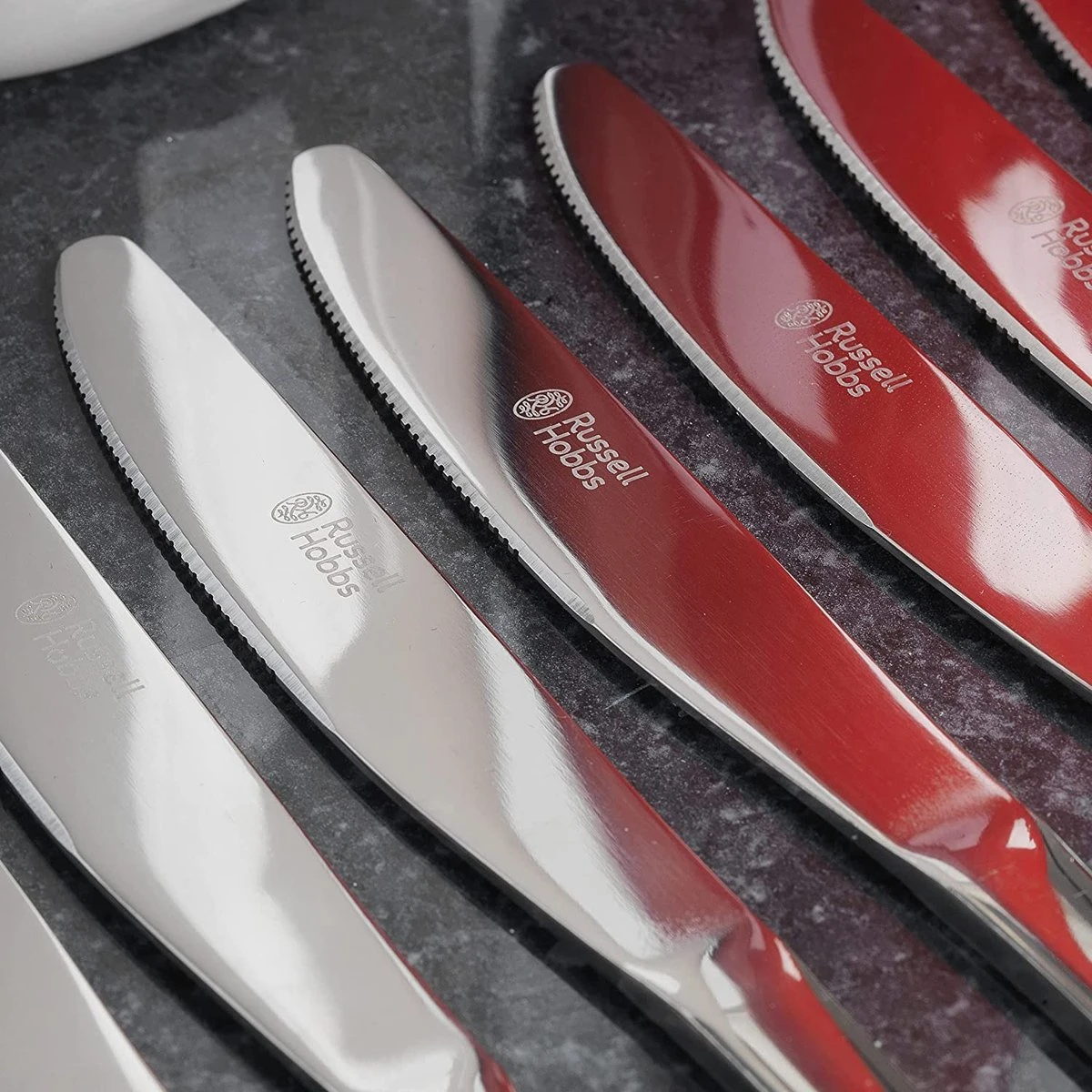 Russell Hobbs Bestekset - 24-delig - Gepolijst Roestvrijstaal - Vaatwasserbestendig - 6 Persoons 4 Russell Hobbs Bestekset - 24-delig - Gepolijst Roestvrijstaal - Vaatwasserbestendig - 6 Persoons - Afbeelding 2