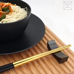 House Of Husk Chopsticks Set - Koreaanse Eetstokjes - Vaatwasserbestendig - RVS - 5 Paar - Duo Tone - Zwart Goud -Beste Bestek Winkel 1200x1200 309