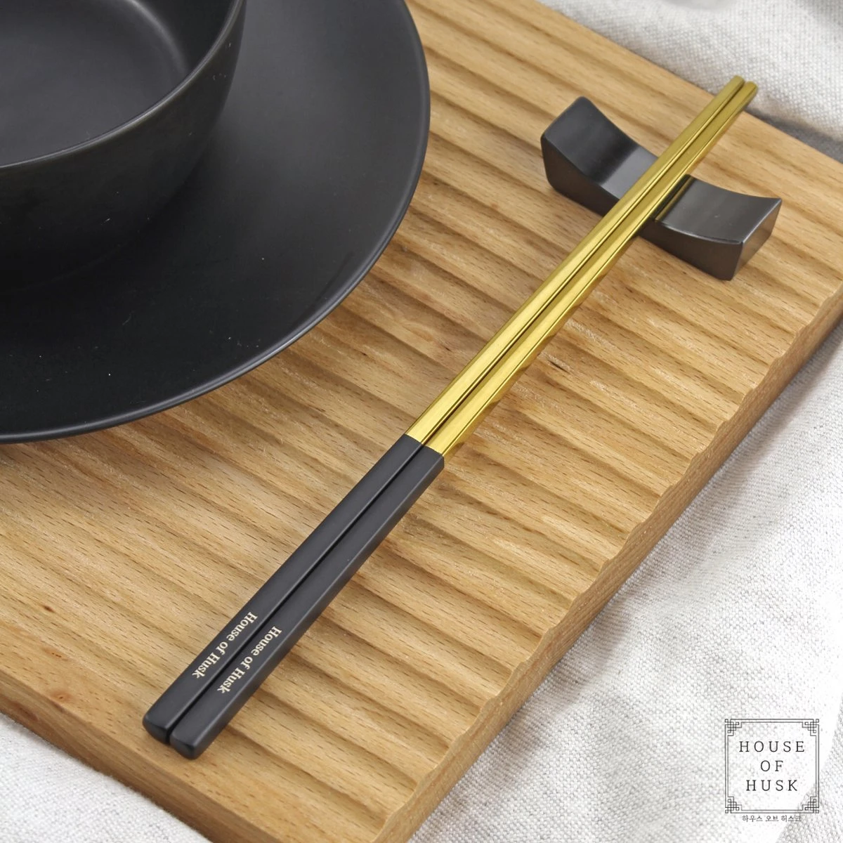 House Of Husk Eetstokjes Houder Set - Chopstick Holder - Zwart - Sushi Servies - RVS - 5 Stuks 7 House Of Husk Eetstokjes Houder Set - Chopstick Holder - Zwart - Sushi Servies - RVS - 5 Stuks - Afbeelding 5