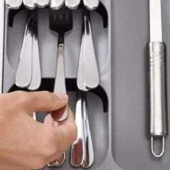 Joseph Joseph Bestekbak 8-vakken - Grijs - Sorteervakken -Beste Bestek Winkel 1200x1200 379