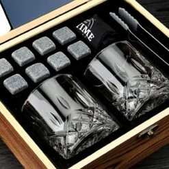 Olvy Whiskey Set Met 2 Whiskey Glazen En 8 Whiskey Stones - Incl. Opbergzakje, Onderzetters En Tang - Cadeauset - Luxe Whisky Set - Whiskey Glazen - Gift Set 12 Olvy Whiskey Set Met 2 Whiskey Glazen En 8 Whiskey Stones - Incl. Opbergzakje, Onderzetters En Tang - Cadeauset - Luxe Whisky Set - Whiskey Glazen - Gift Set -Beste Bestek Winkel 1200x1200 562