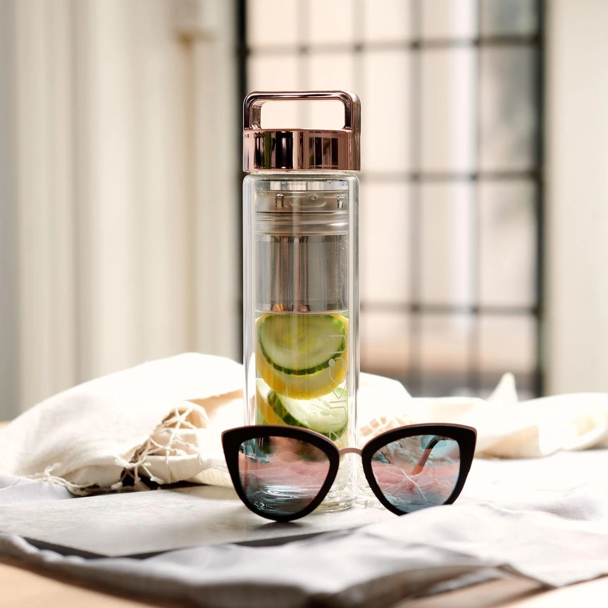 Dzukou - Theeglas Met Filter - Waterfles Met Fruit Filter - Thermosfles Met Rosé Gouden Dop - 425 Ml Dubbelwandig Glazen Waterfles - Theefles - Duurzame En Milieuvriendelijke Theebeker Voor Onderweg – Luchtdicht En Lekvrij 3 Dzukou - Theeglas Met Filter - Waterfles Met Fruit Filter - Thermosfles Met Rosé Gouden Dop - 425 Ml Dubbelwandig Glazen Waterfles - Theefles - Duurzame En Milieuvriendelijke Theebeker Voor Onderweg – Luchtdicht En Lekvrij