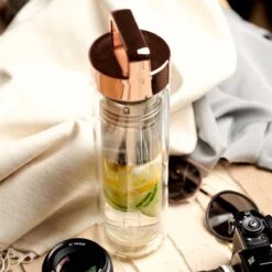 Dzukou - Theeglas Met Filter - Waterfles Met Fruit Filter - Thermosfles Met Rosé Gouden Dop - 425 Ml Dubbelwandig Glazen Waterfles - Theefles - Duurzame En Milieuvriendelijke Theebeker Voor Onderweg – Luchtdicht En Lekvrij 14 Dzukou - Theeglas Met Filter - Waterfles Met Fruit Filter - Thermosfles Met Rosé Gouden Dop - 425 Ml Dubbelwandig Glazen Waterfles - Theefles - Duurzame En Milieuvriendelijke Theebeker Voor Onderweg – Luchtdicht En Lekvrij -Beste Bestek Winkel 1200x1200 677