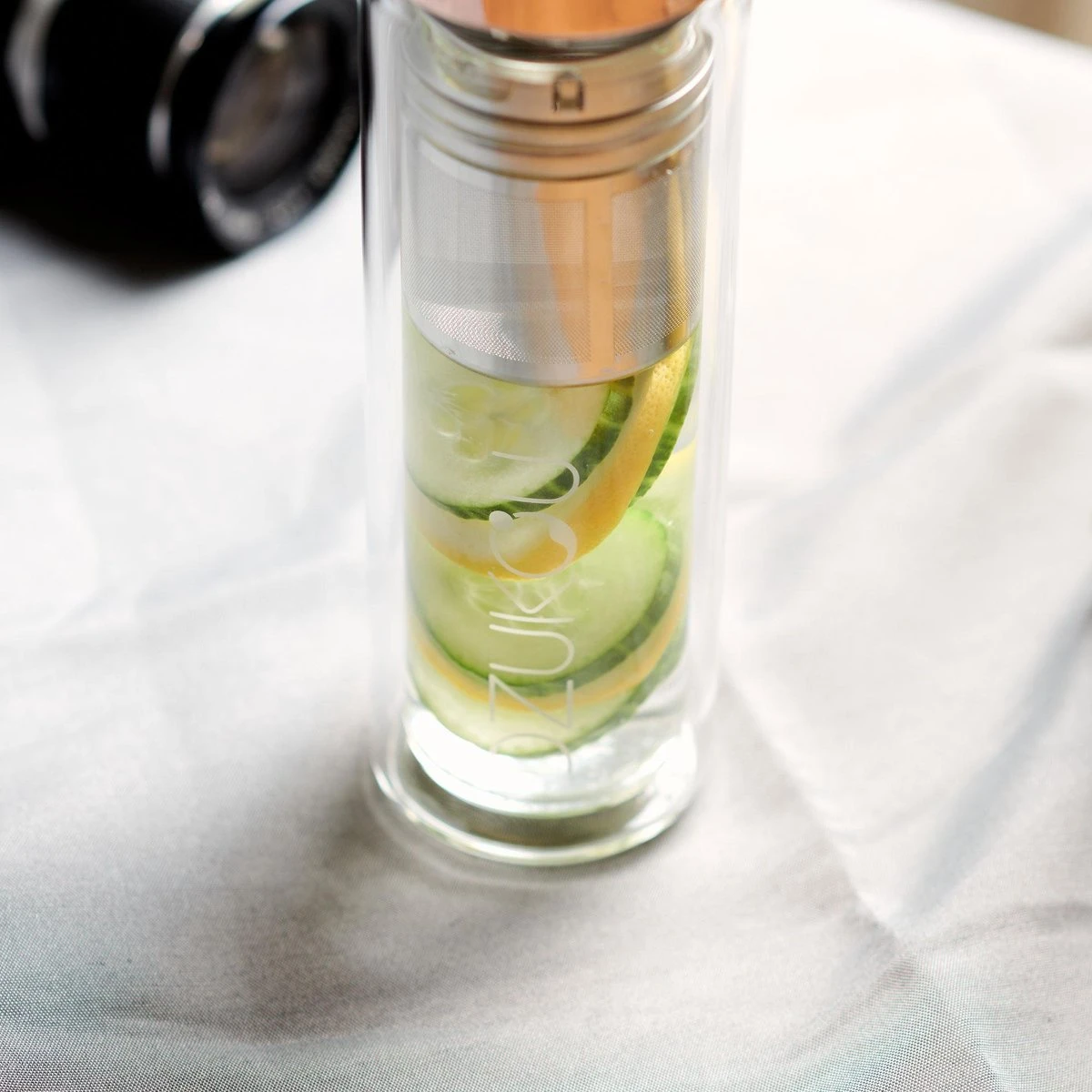 Dzukou - Theeglas Met Filter - Waterfles Met Fruit Filter - Thermosfles Met Rosé Gouden Dop - 425 Ml Dubbelwandig Glazen Waterfles - Theefles - Duurzame En Milieuvriendelijke Theebeker Voor Onderweg – Luchtdicht En Lekvrij 10 Dzukou - Theeglas Met Filter - Waterfles Met Fruit Filter - Thermosfles Met Rosé Gouden Dop - 425 Ml Dubbelwandig Glazen Waterfles - Theefles - Duurzame En Milieuvriendelijke Theebeker Voor Onderweg – Luchtdicht En Lekvrij - Afbeelding 8