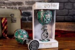 Nemesis Now - Harry Potter - Slytherin - Wijnkelk - Blauw - 19.5cm 13 Nemesis Now - Harry Potter - Slytherin - Wijnkelk - Blauw - 19.5cm -Beste Bestek Winkel 1200x809