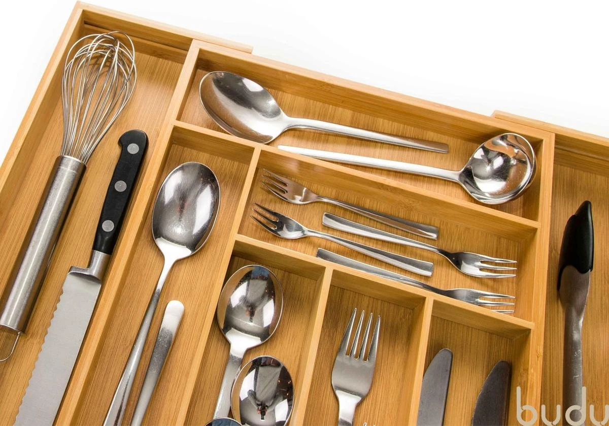 Budu Uitschuifbare Bamboe Bestekbak #47 (47 Cm Diep) - Bestekcassette Hout - Besteklade - 47 X 30,6 - 50 Cm - 6/8 Vakken 6 Budu Uitschuifbare Bamboe Bestekbak #47 (47 Cm Diep) - Bestekcassette Hout - Besteklade - 47 X 30,6 - 50 Cm - 6/8 Vakken - Afbeelding 4