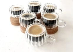 6 Dubbelwandige Koffieglazen - Koken & Tafelen - Koffieglas - Espresso Glazen - Dubbelwandig - 120 Ml - Ribbel Design - Eetsmaakvol.nl -Beste Bestek Winkel 1200x860