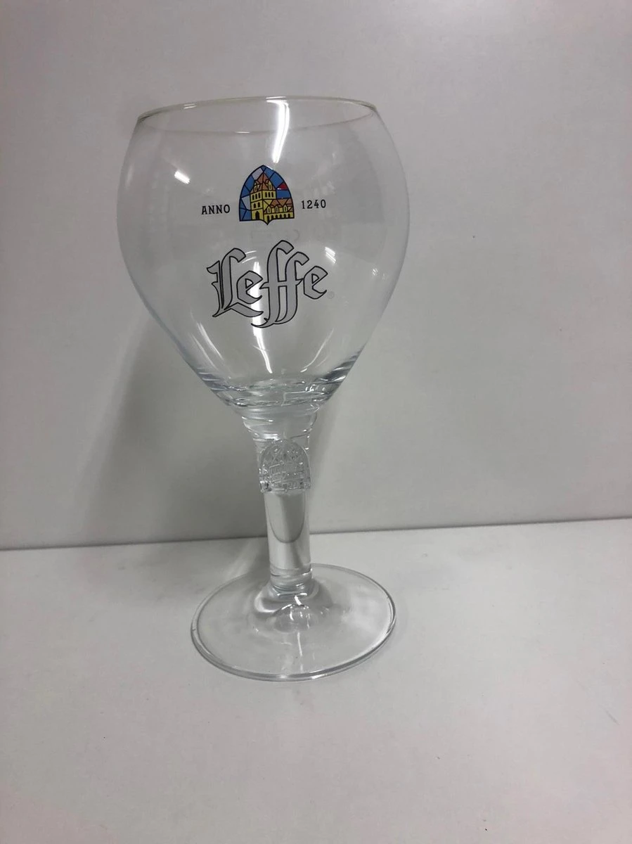Leffe Bierglas - 33cl (Set Van 3) - Origineel Glas Van De Brouwerij - Glas Op Voet - Nieuw 3 Leffe Bierglas - 33cl (Set Van 3) - Origineel Glas Van De Brouwerij - Glas Op Voet - Nieuw