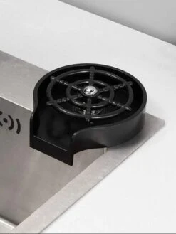 SFT Products Glazenspoeler LEEDS - Zwarte Spoelkraan Glazen - Horeca Spoelkraan - Beker Reiniger - Glazenspoeler Voor Aanrecht - Glazen Reiniger Aanrecht - Automatische Glazen Spoeler - Waterdruk Reiniger Voor Glazen - Glas Spoeler Bar -Beste Bestek Winkel 901x1200