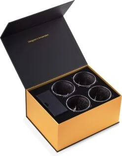 BarDeluxe® Whiskey Glazen - Whiskey Set - 4 Stuks - Whiskeyglazen - Whiskey Cadeauset - Handgemaakt - 100% Kristal - Whiskey Gift Set - Inclusief Unieke IJsblokjesvorm & Luxe Bewaardoos -Beste Bestek Winkel 942x1200